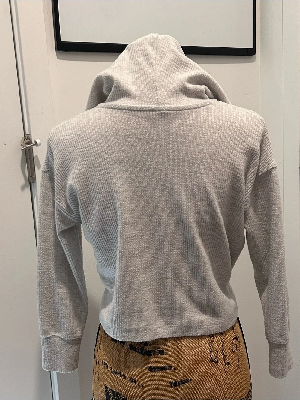 Old Navy Girls' Light Gray Hooded Waffle-Knit Pullover